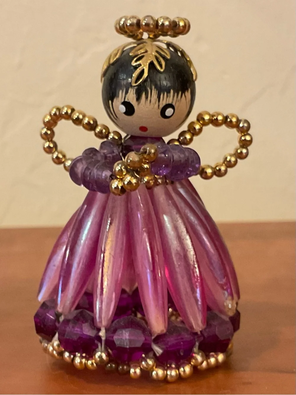 Vtg Iridescent Purple Beaded Angel Ornament/Figurine Christmas Holiday Religious